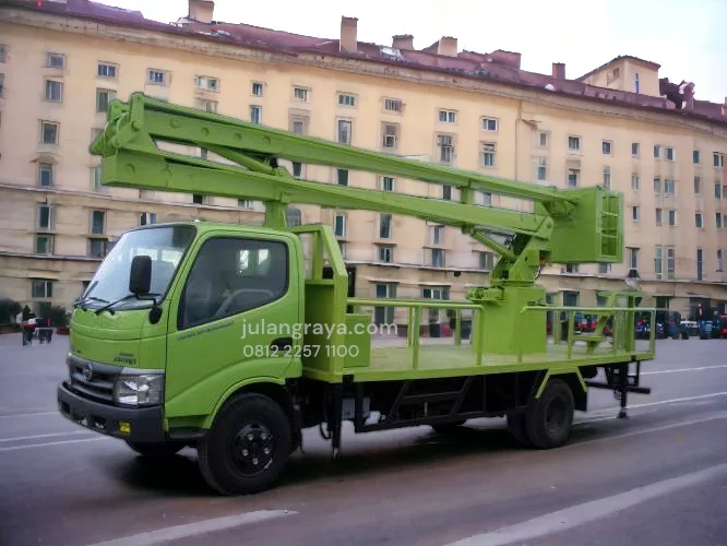AWP skylit HINO Lipat